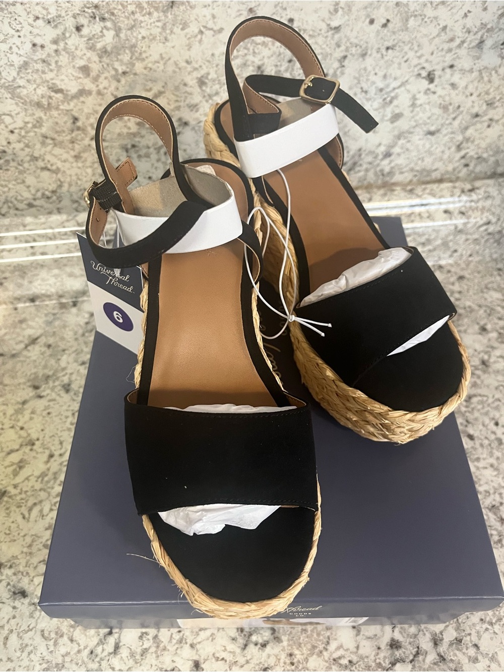 Universal Thread alisha Platform Wedges - Picture 3 of 5